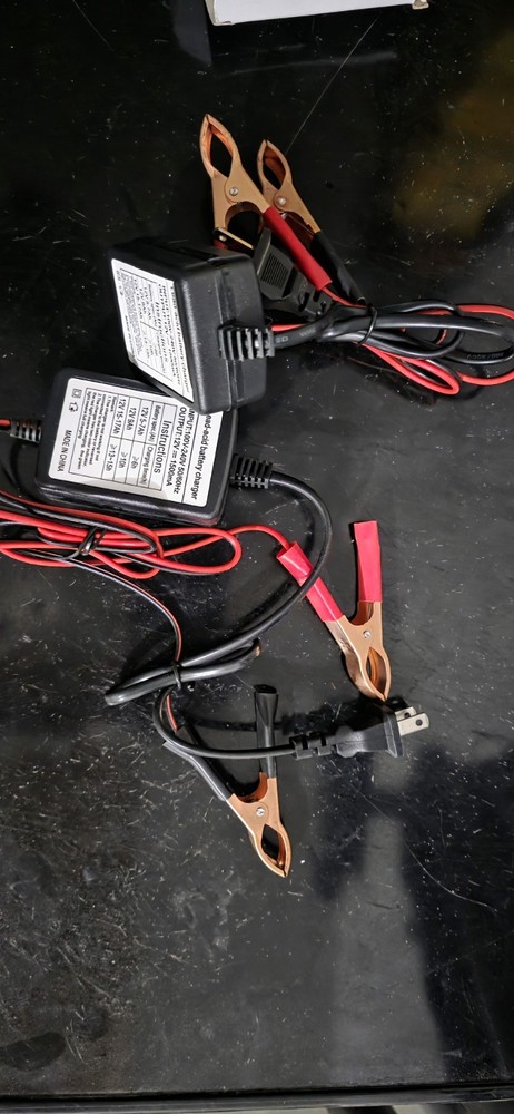 12 volt trickle charger