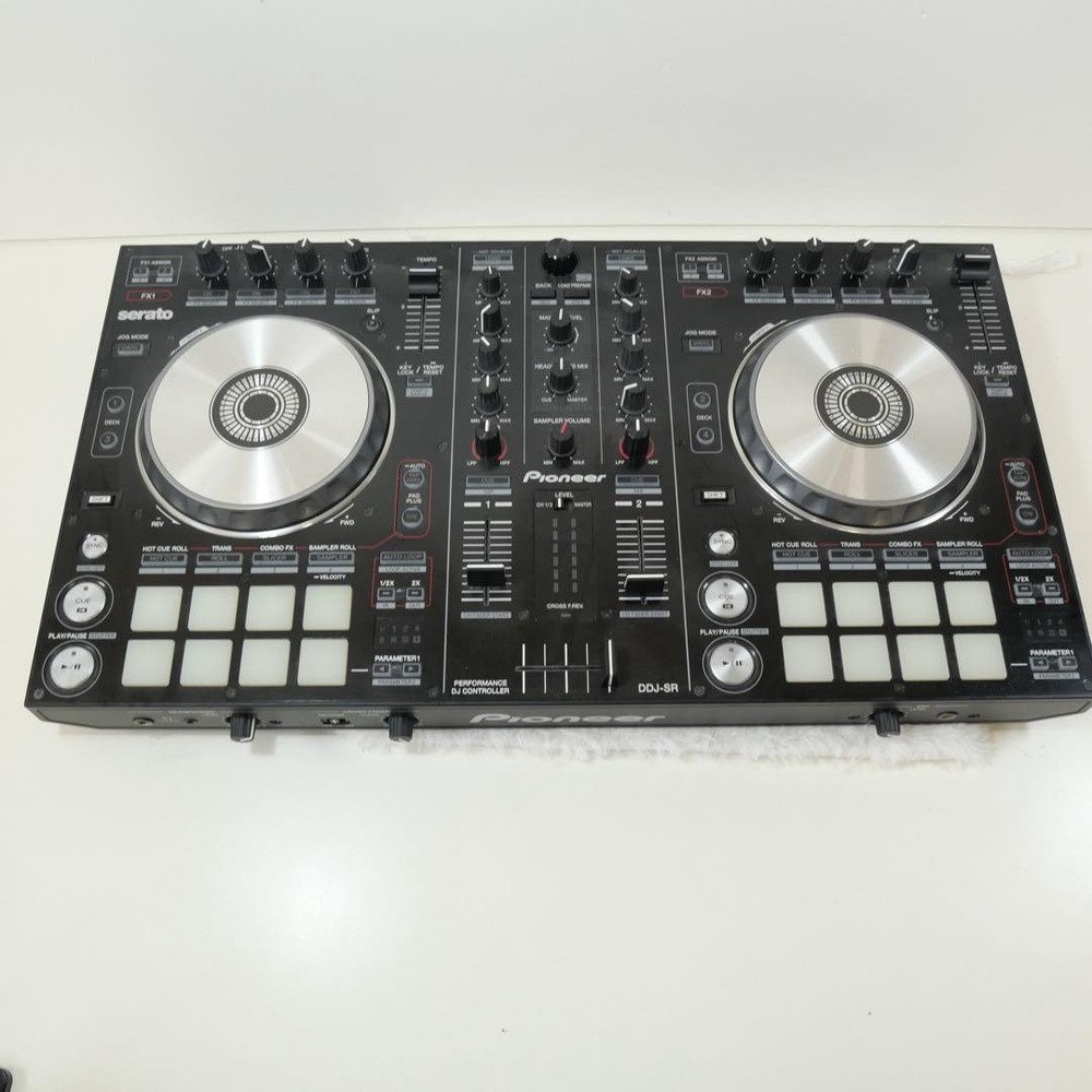 Pioneer DDJ-SR DJ Controller