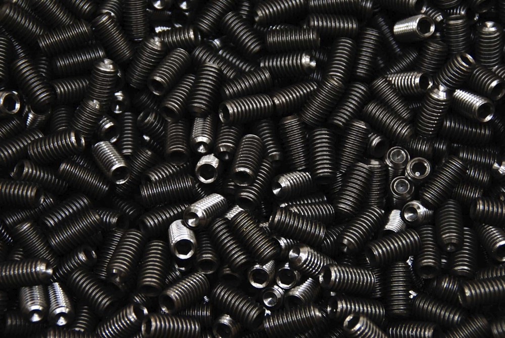 (200) Socket Head Set Screw 3/8-16 x 3/4 Cup Point Plain Finish