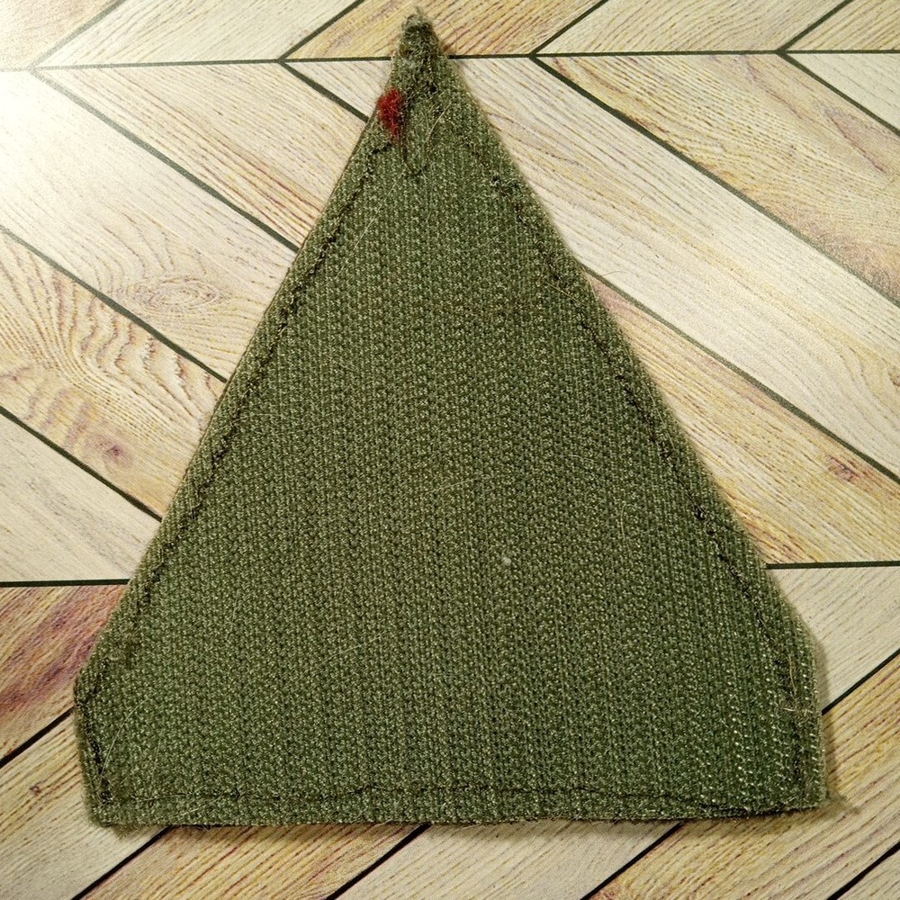 Army Patch: 1st Armored Division w/tab (1 piece) - subdued, merrowed edge