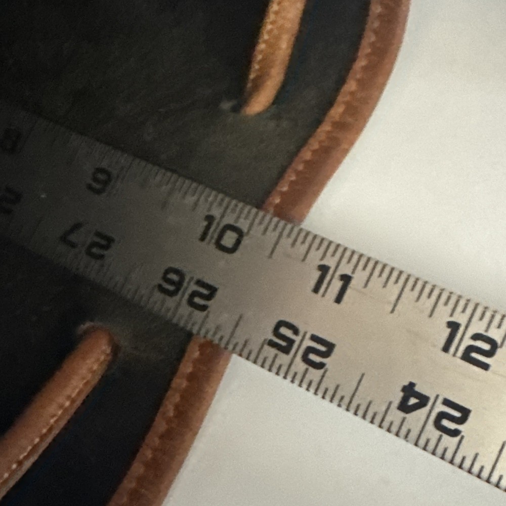 Dooney & Bourke Gorgeous Drawstring Shoulder Bag - Stylish and Authentic