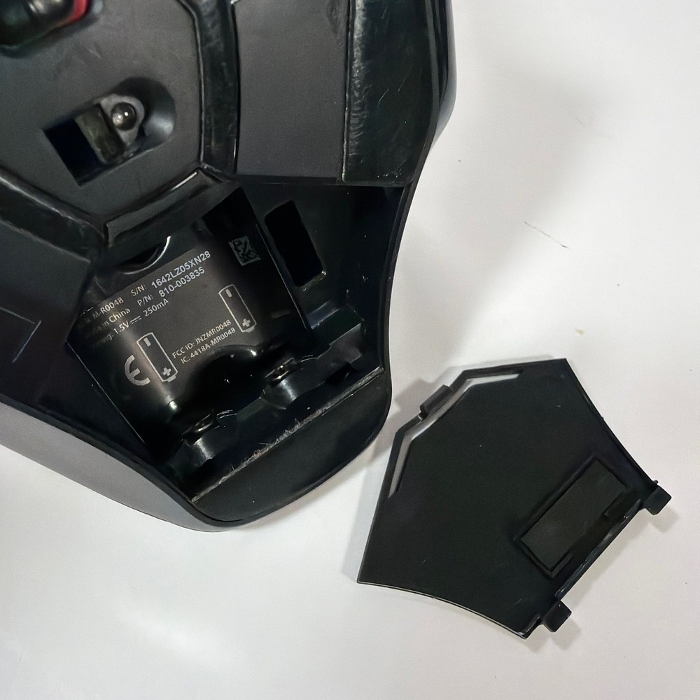 Logitech G602 Wireless Gaming Mouse Black Powers On No USB Receiver