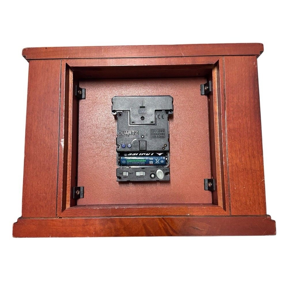 BULOVA Mantel Clock. Battery Operated.  Tested.