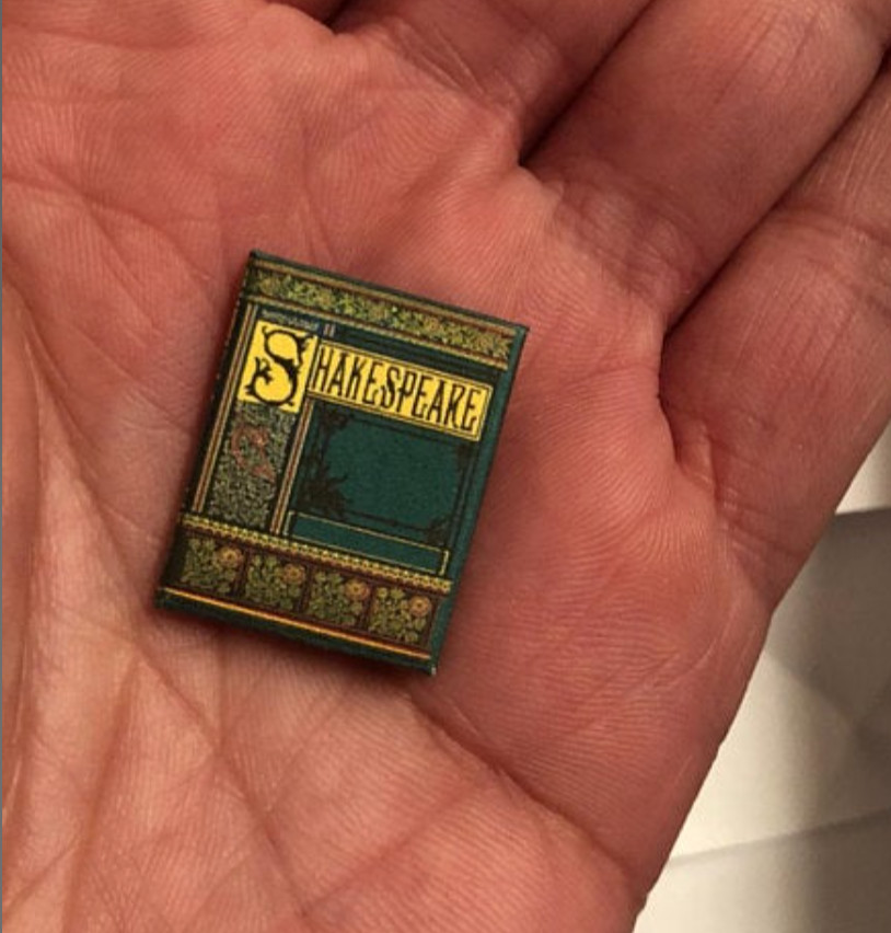 SHAKESPEARE 1:12 Scale Miniature Readable Illustrated Book