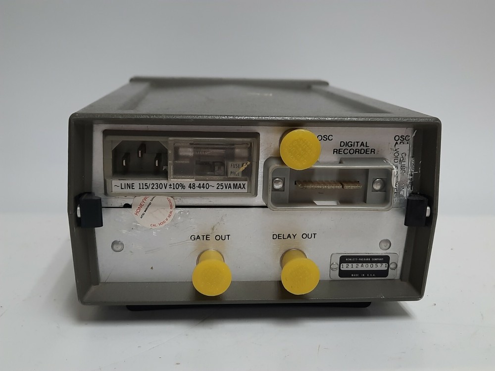 HEWLETT PACKARD 5300A MEAUSRING SYSTEM W/5304A TIMER COUNTER