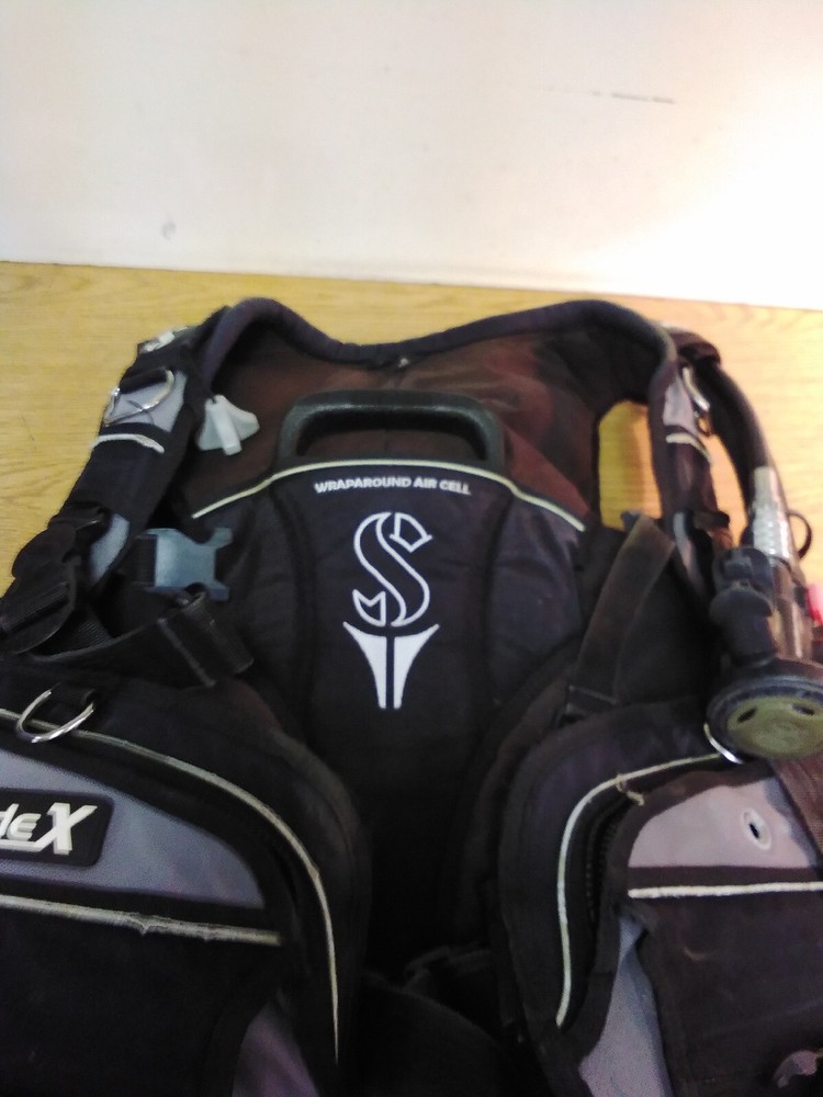 Scubapro Glidex Bcd With Air 2