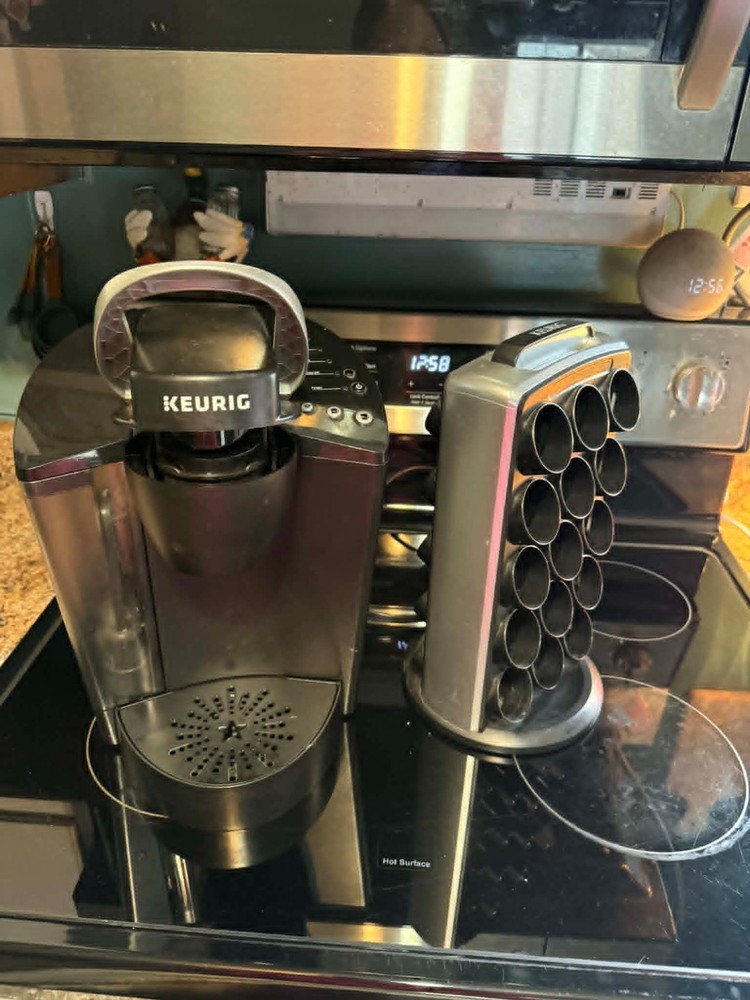 Keurig Classic with K cup carousel