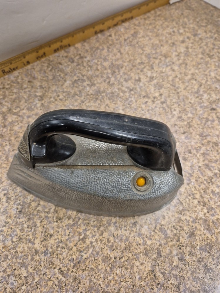 Vintage Steem Electric Pace Maker Iron