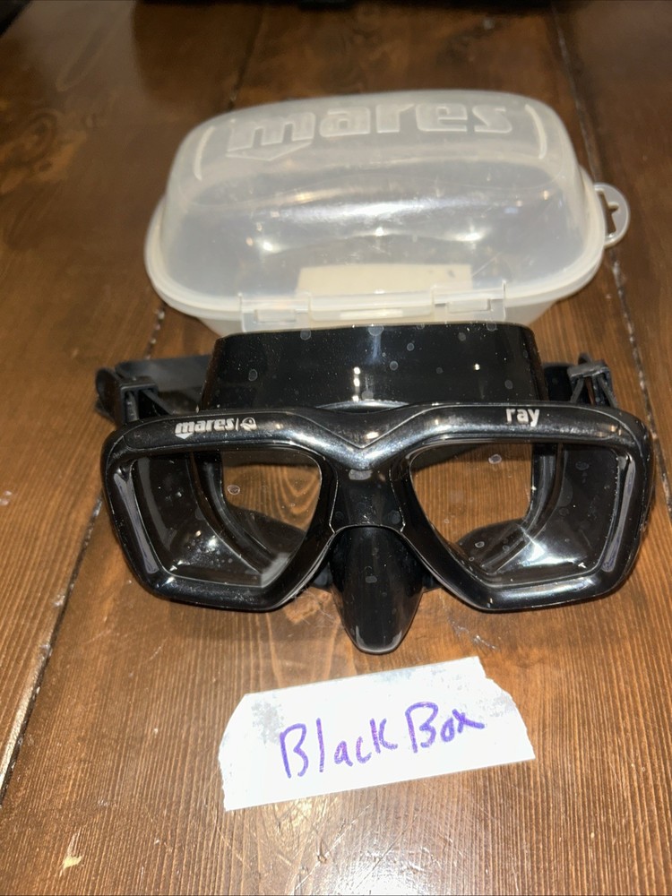 Mares Adult Ray Scuba Dive Mask Used
