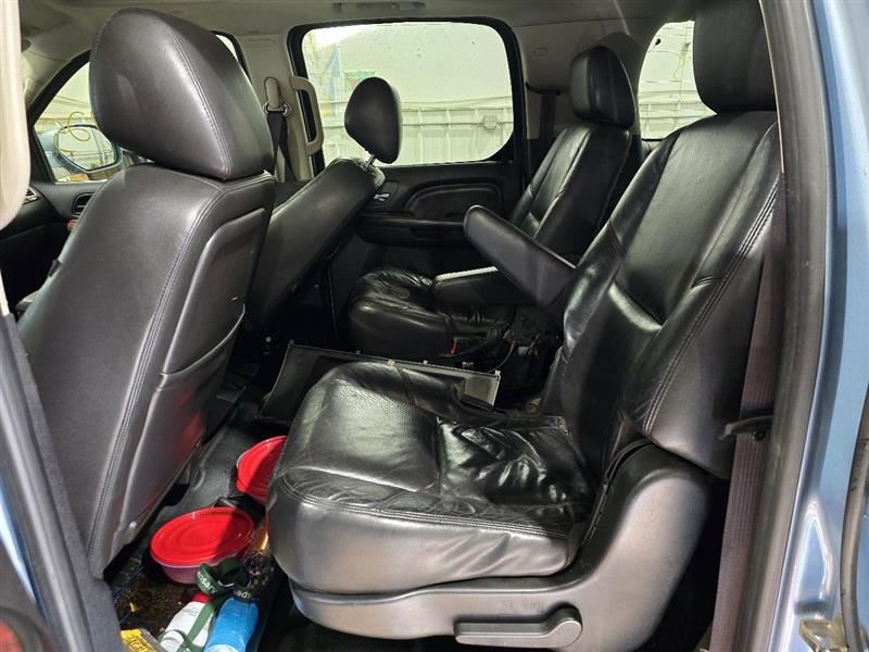 Camera/Projector Camera Liftgate Mounted Fits 09-14 ESCALADE 609382