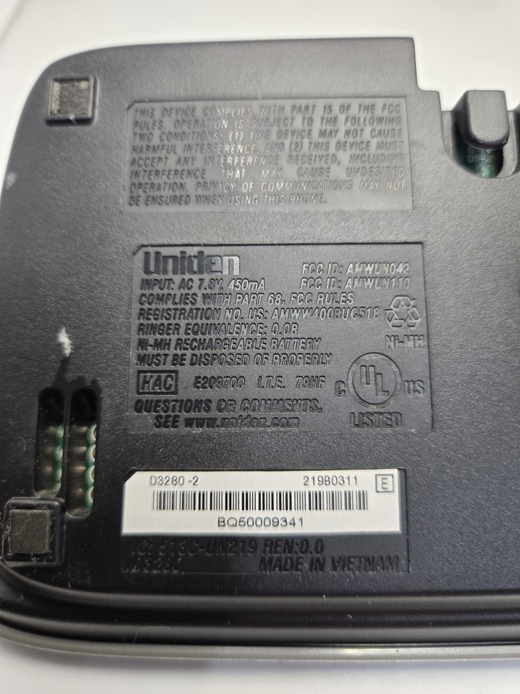 Uniden DECT 6.0 D3280 Phone With Digital Answering System
