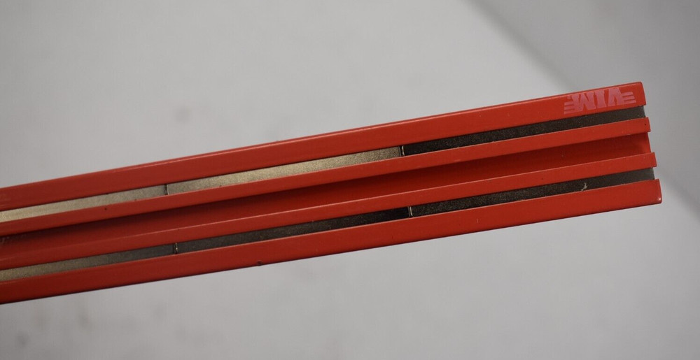 VIM Tools MR16R Red Magrail Low Profile No Studs 16" Low Profile No Studs