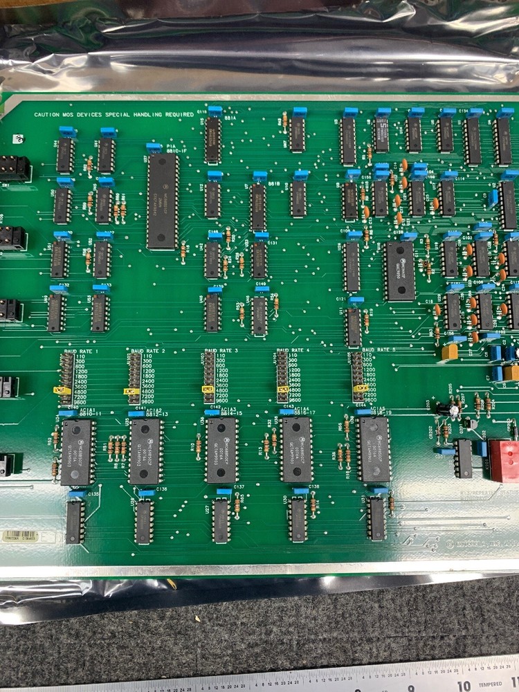 Motorola Smartnet Trunking TRN7056A Asynchronous Control Board