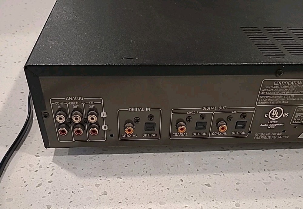 Denon PCM Audio Technology/ CD Recorder CDR-W1500