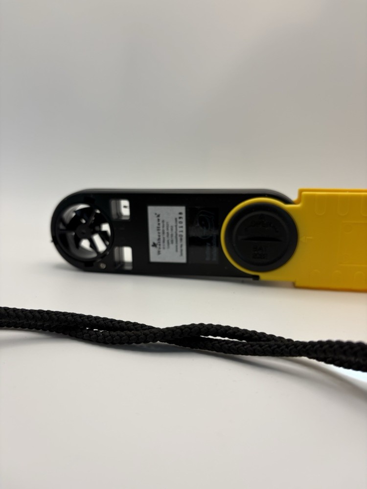 Speedtech SKYMATE SM-18 Handheld Anemometer – Wind Meter & Thermometer