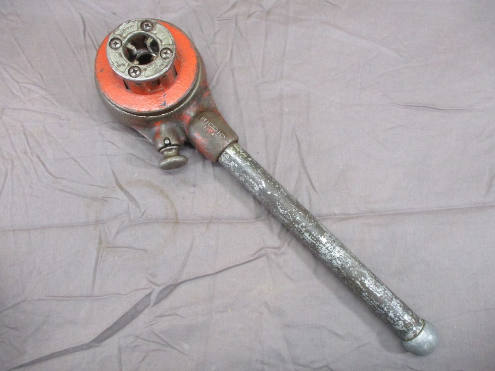 Ridgid 2" to 1/2" 12-R Pipe Threading Tool Threader 5 Die Set Handle & Cutter