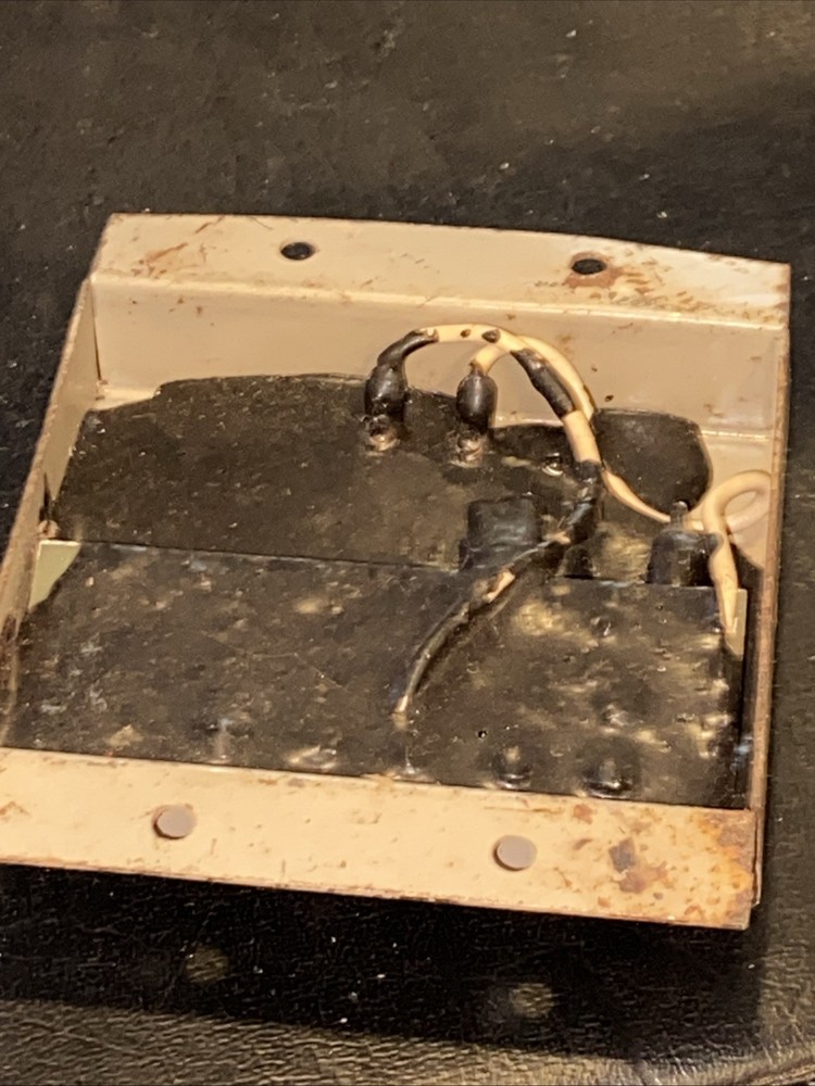 NOS - Universal Security Instruments, Inc. Model 600 And 610 Untested