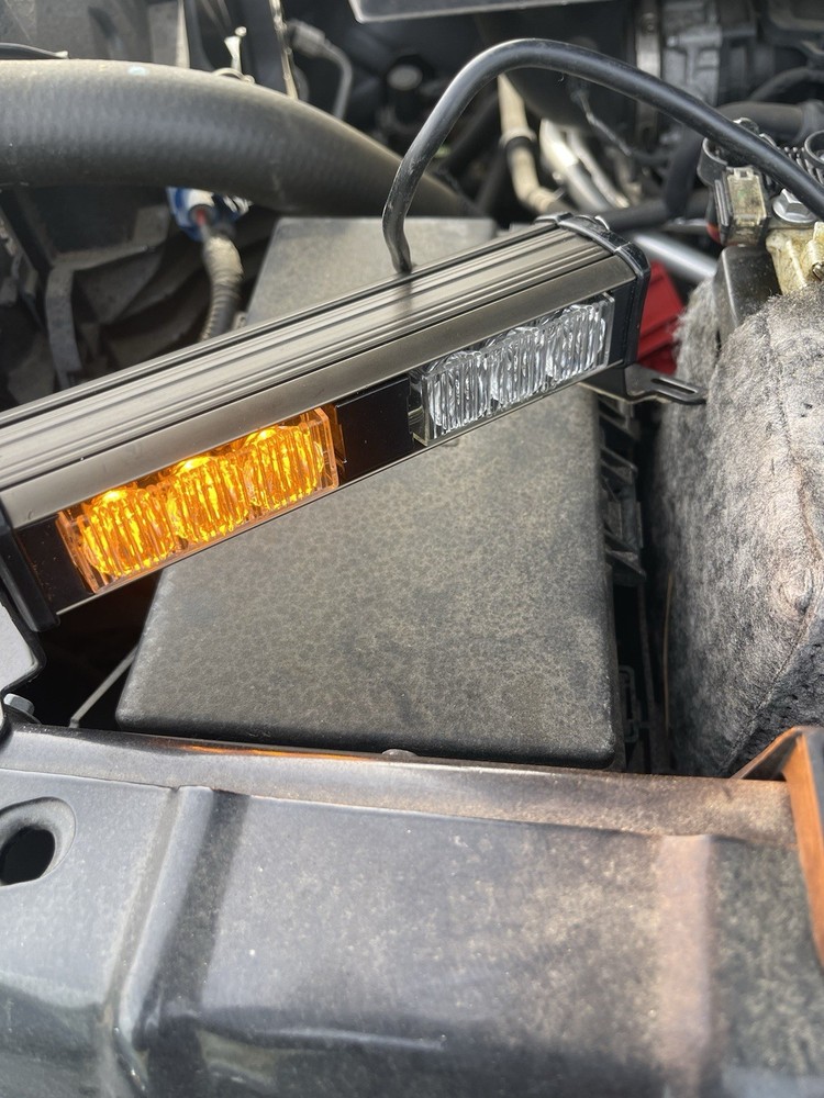 CODE 3 XT302 TWO LIGHTHEAD UNIT 12/24V AMBER/AMBER LEDS - XT302AA Tested 👍👍