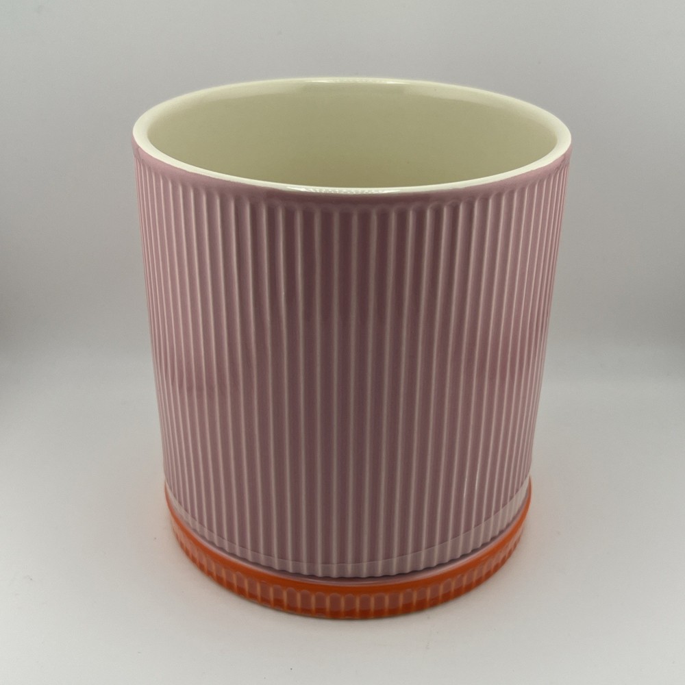 Room Essentials Ceramic Planter ~ 6in tall, 6in diameter.