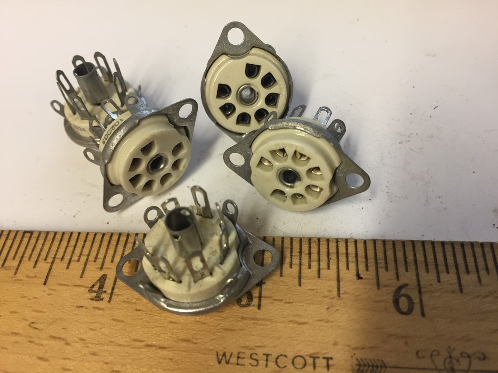 7JC3  CINCH JONES SADDLE TYPE SOCKET MINIATURE  7 PIN CERAMIC   5 PCS NOS