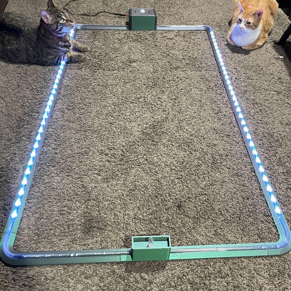 The WaterLoop Chase the Bubble: A Mesmerizing Toy That Keeps Your Cat Engaged!