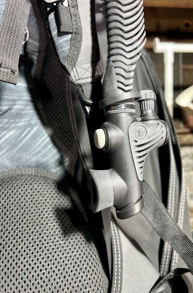 Aqua Lung ZUMA BCD size Medium Large