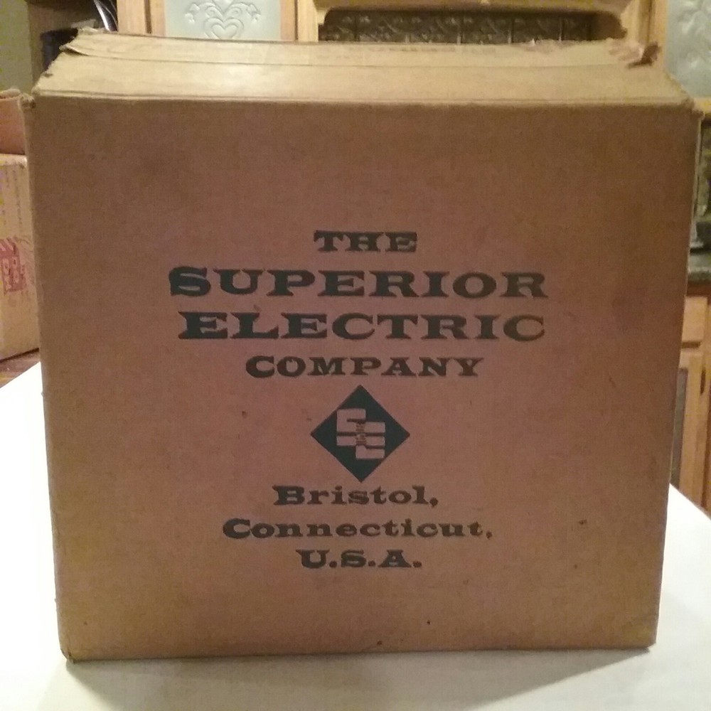 Powerstat Variable Transformer Type N21, Input 120VAC, Output 0-140VAC, 4.5A