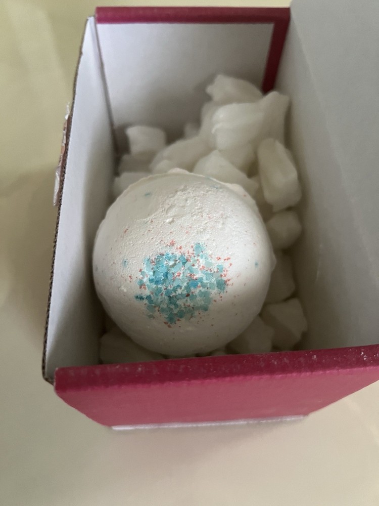 Lush Bath Bomb Sakura