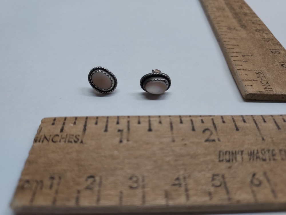 OVAL setting STUD - pierced EARRINGS - listing #7769