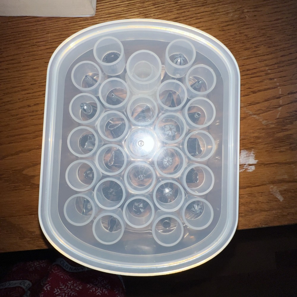 Nordic Ware International Decorating Tip Set