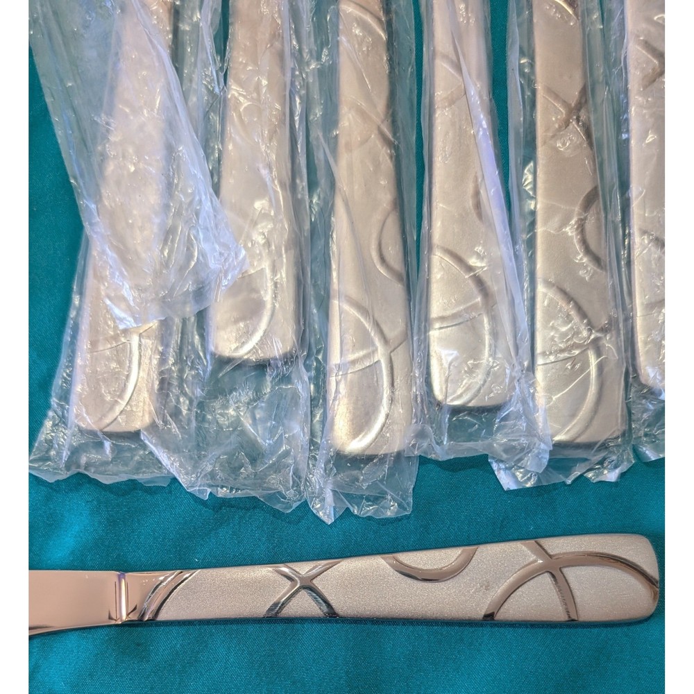 Set for 8 decorative 40PCS Silverware flatware dinnerware set