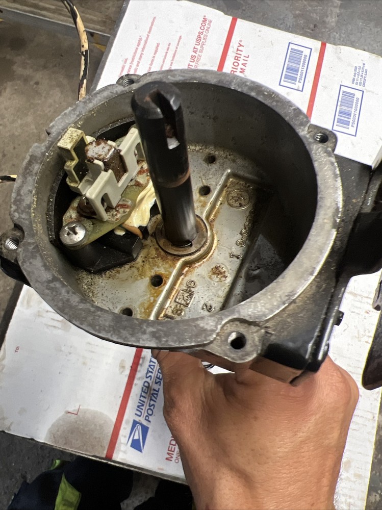 mercruiser thunderbolt distributor