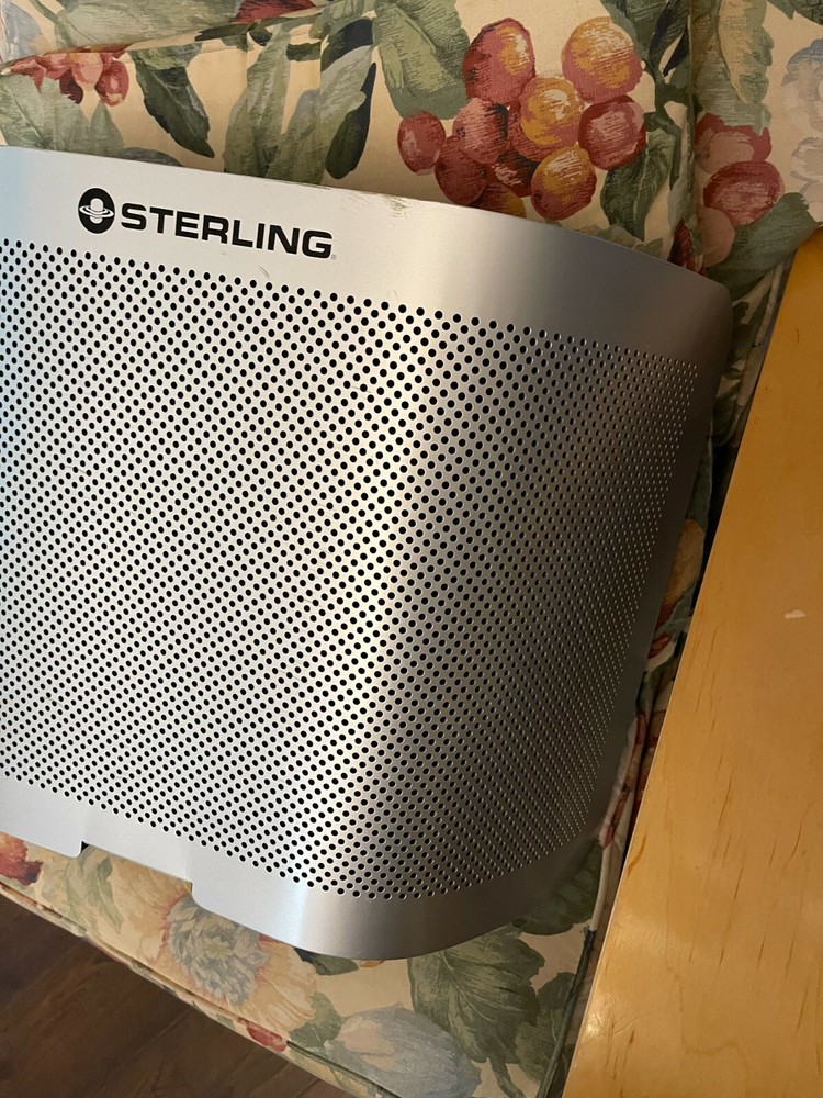 Sterling Audio VMS Vocal Microphone Shield Isolation