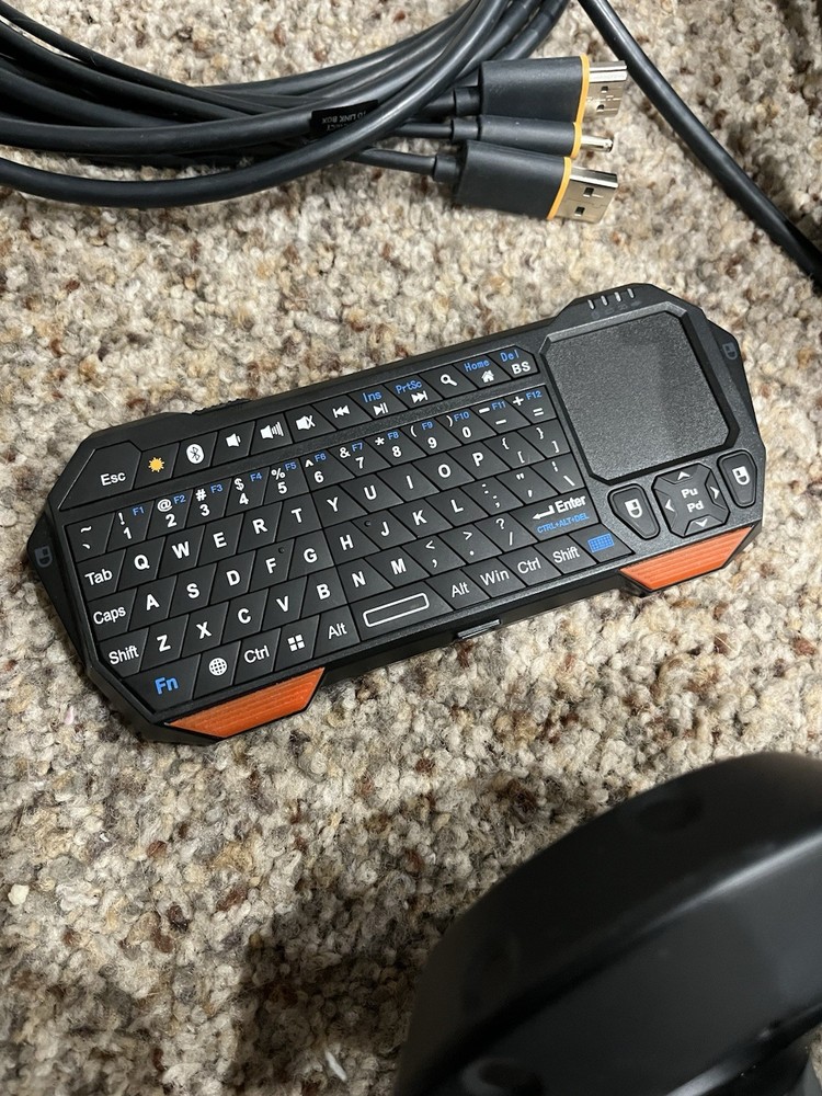 HTC Vive VR Headset + 2 Controllers + Hyperkin Hard Case - Good Condition!