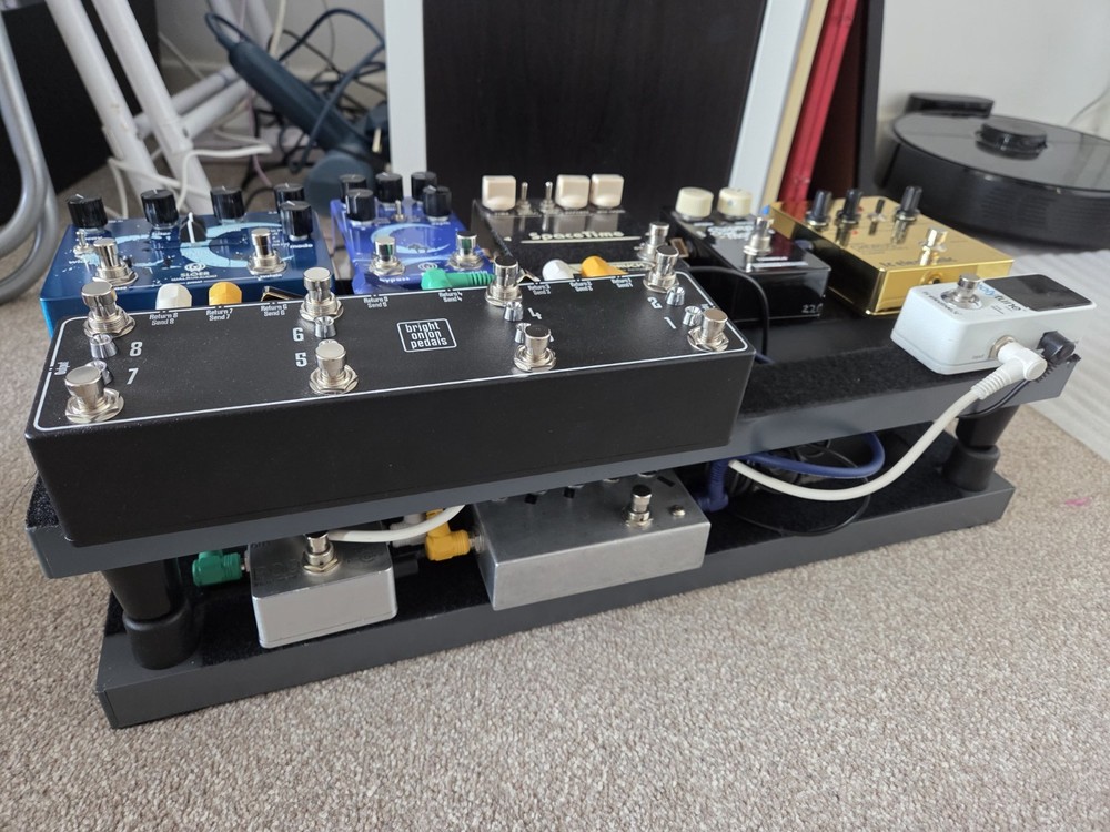 Custom "Sandwich" 2-Tier Prototype Pedalboard