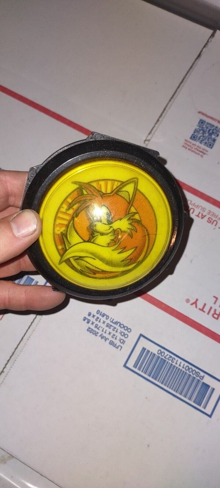Sega sonic and tails arcade redemption button part #307
