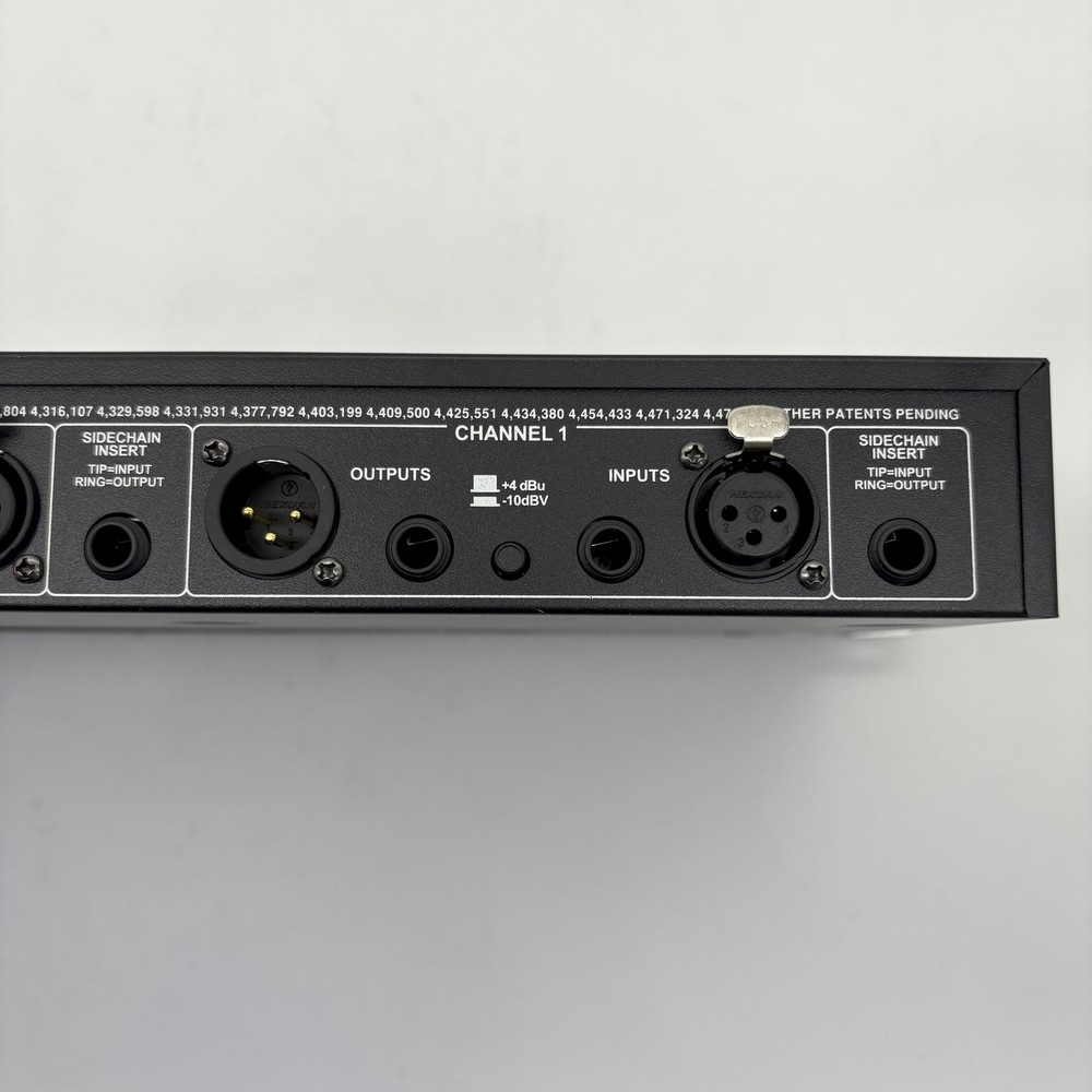 dbx 266xs Dual Channel Compressor Gate Dynamics Processor w/ Side Chain Insert