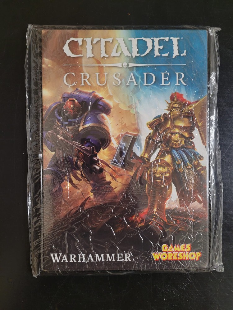 WARHAMMER Citadel Crusader Games Workshop Card Binder