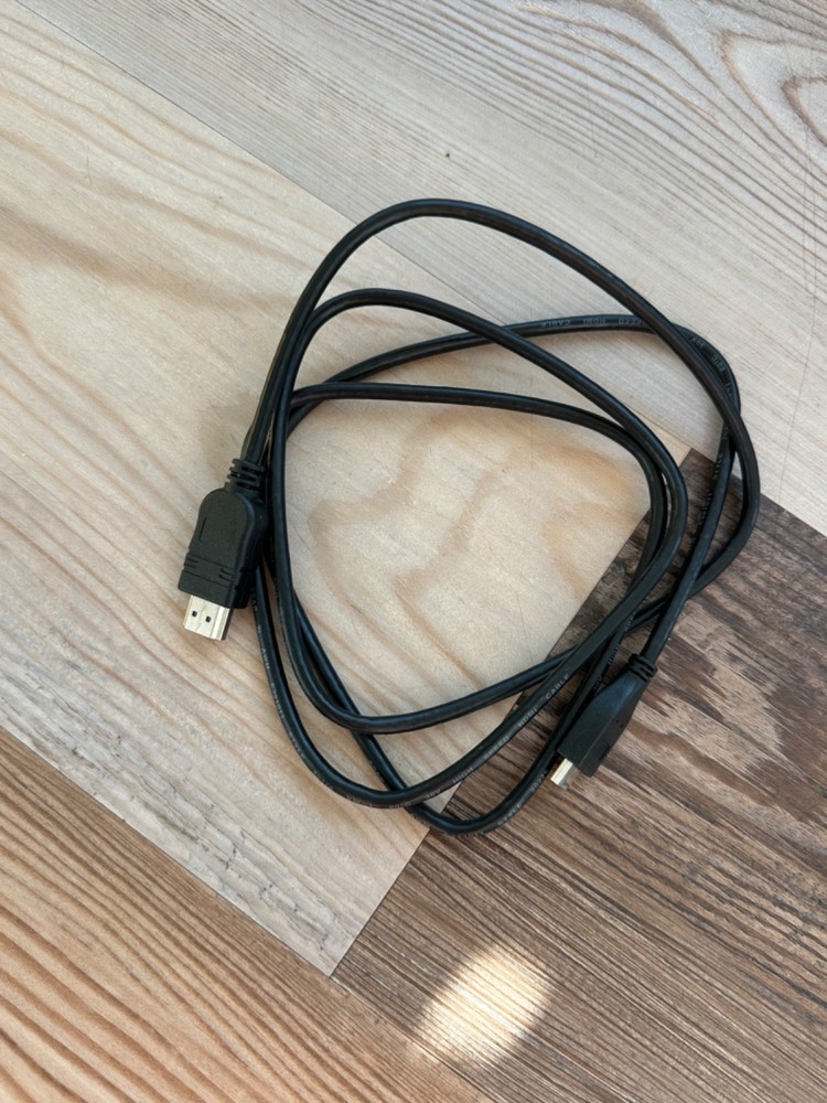 Lot Electronics Cables ~ Cords ~ Adapters