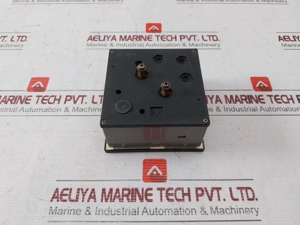 SACI 0-600V Analog Voltmeter