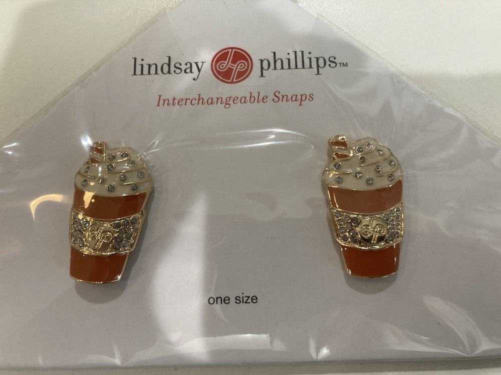 Lindsay Phillips Switch flops 2 Large Interchangeable Straps /Two Sets Of Snaps