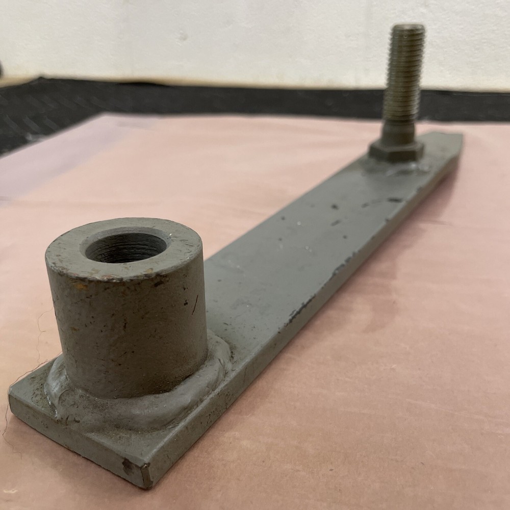 13218 SSI MIXER IDLER ARM WELDMOUNT