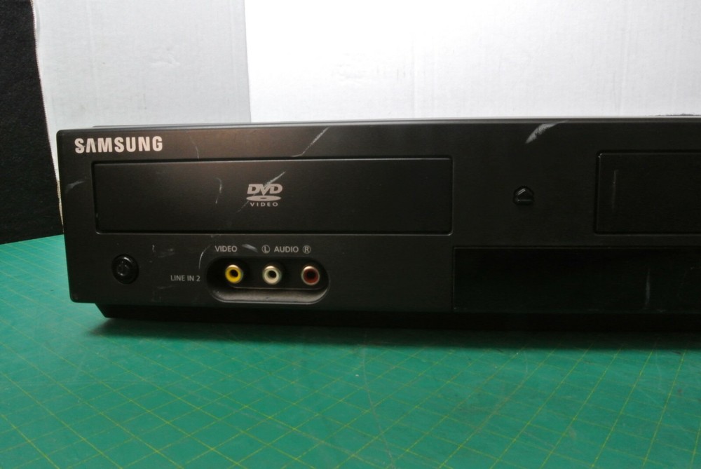 Samsung DVD-V6800 VHS VCR  Tested Working NO REMOTE