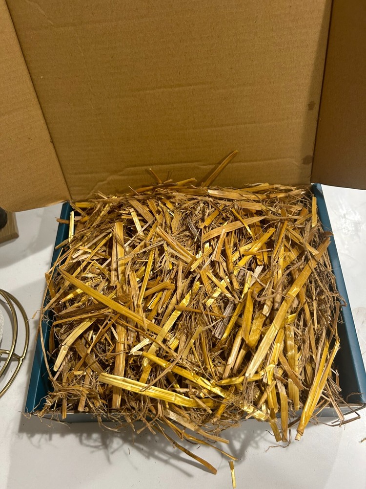 Straw bedding