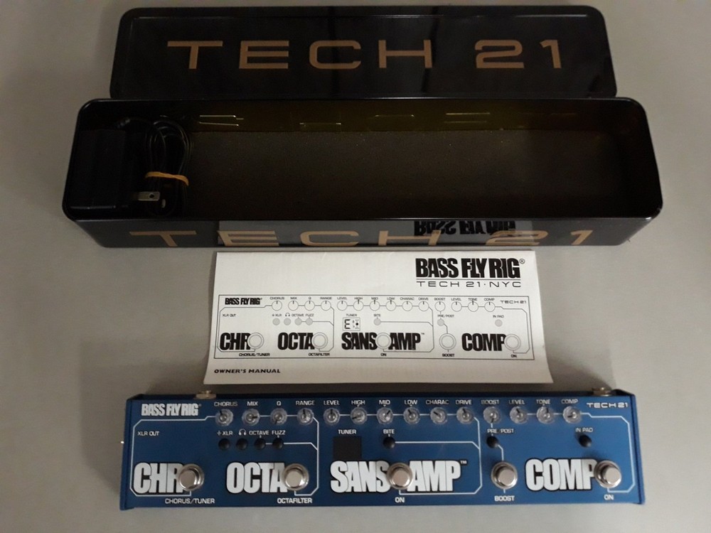 TECH21 BASS FLY RIG