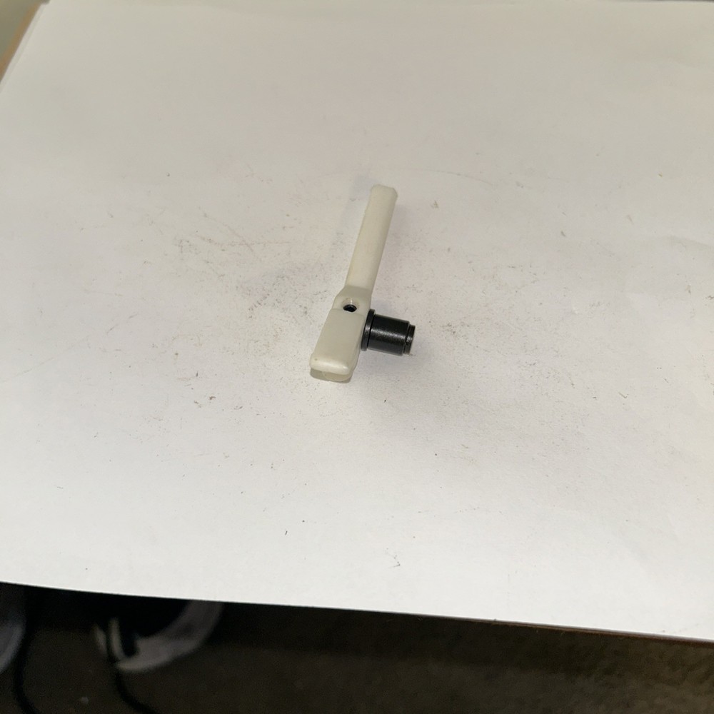 981568 Right Hand Pusher Finger