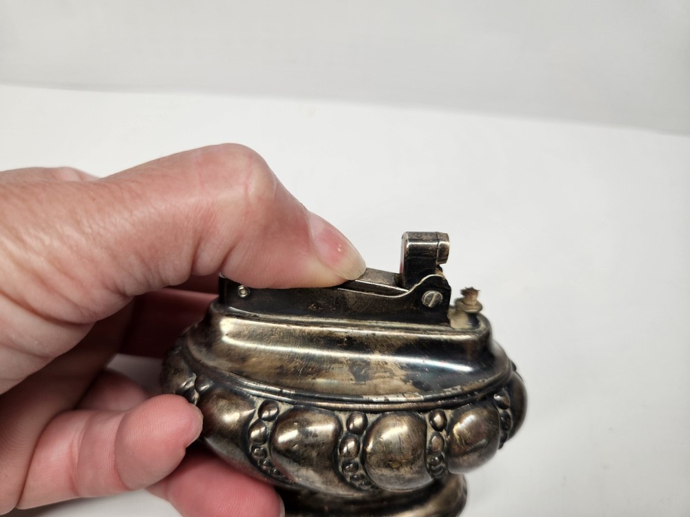 Ronson "Crown" Silver- Plated Table Lighter. A18