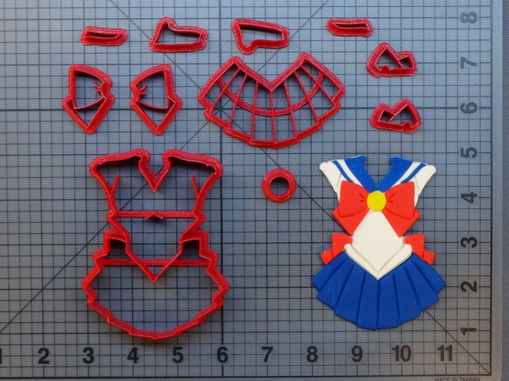 Anime Outfit 266-A200 Cookie Cutter Set