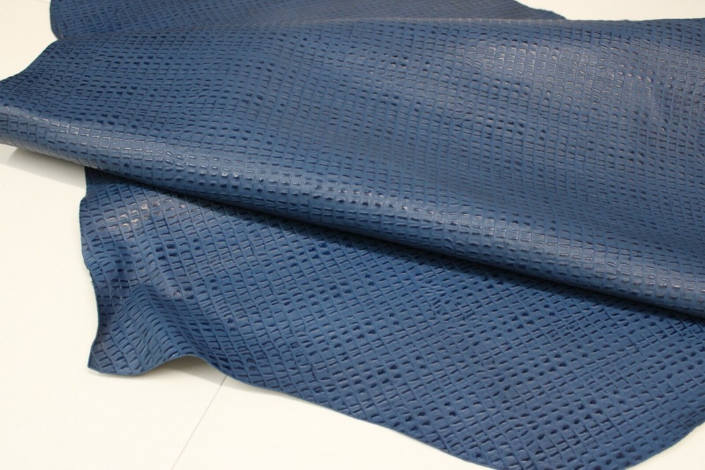 ROYAL BLUE CAIMAN EMBOSSED LEATHER: Thickness 2.5-3 oz. - Leatherworking