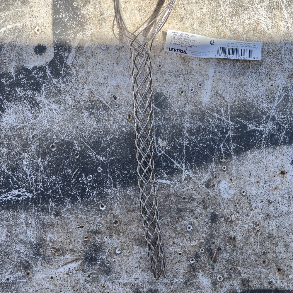 Leviton L9502 Wire Mesh Safety Grip